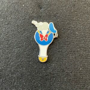 Donald Duck bubble wand enamel Pin Disney Hidden Mickey